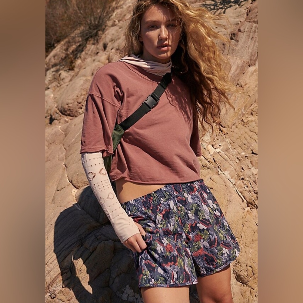 NWT Free People FP Movement In the Wild Printed Shorts size Small
